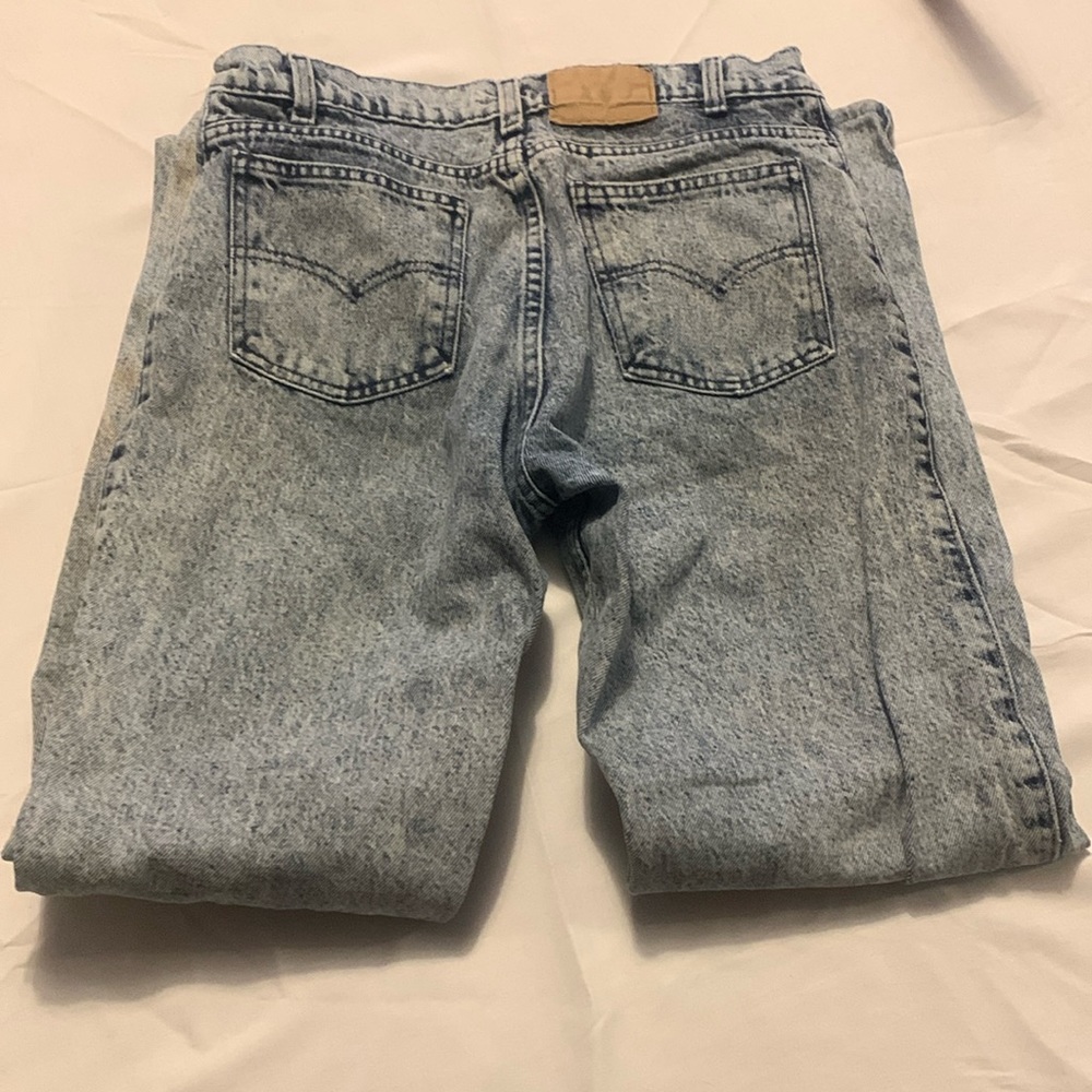 Vintage Levi silver tag blue jeans US made 31 inch waist